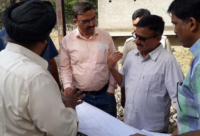Unauthorized construction; ultimatum to Coaching Classes 'Directors' | अनधिकृत बांधकाम; कोचिंग क्लासेस संचालकांना मनपाचा ‘अल्टीमेटम’ Unauthorized construction; ultimatum to Coaching Classes 'Directors' | अनधिकृत बांधकाम; कोचिंग क्लासेस संचालकांना मनपाचा ‘अल्टीमेटम’