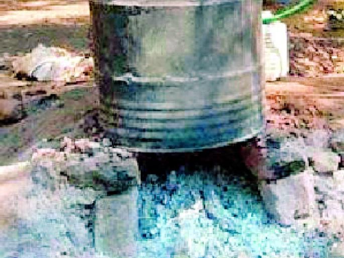 Liquor in a water bottle! | पाण्याच्या बाटलीत दारु! Liquor in a water bottle! | पाण्याच्या बाटलीत दारु!