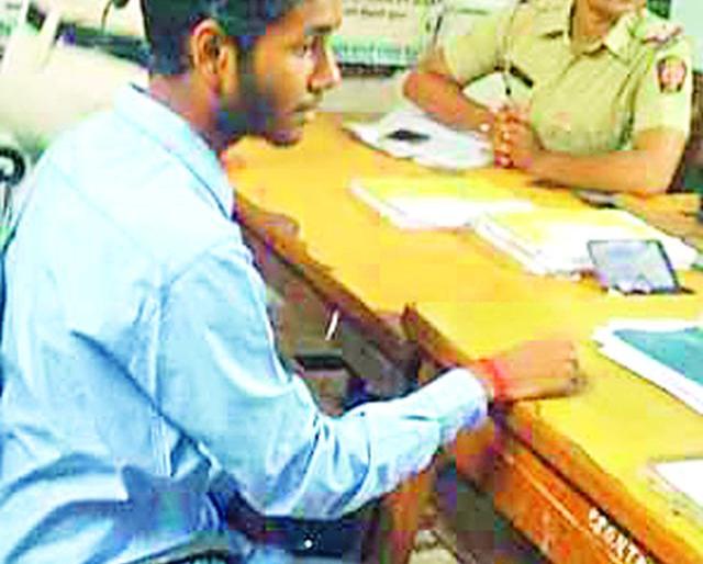 Pawan Maharaj's attendance in Thane | पवन महाराजची ठाण्यात हजेरी Pawan Maharaj's attendance in Thane | पवन महाराजची ठाण्यात हजेरी