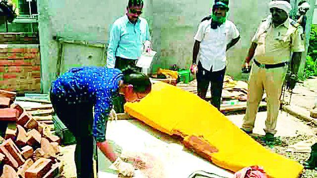 Helping with love, the murder of the youth | प्रेमसंबंधात मदत केल्याने तरुणाची हत्या