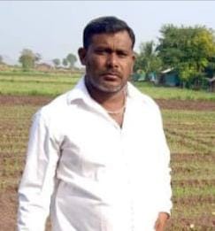 Pimpalgaon Dhabli youth murdered with a sharp weapon | पिंपळगाव धाबळीच्या तरुणाचा धारदार हत्याराने खून Pimpalgaon Dhabli youth murdered with a sharp weapon | पिंपळगाव धाबळीच्या तरुणाचा धारदार हत्याराने खून