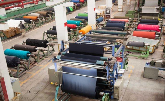 Now the loom, handloom business will start in the red zone; New Collector's order | आता रेड झोनमधील यंत्रमाग, हातमाग व्यवसाय सुरू होणार; जिल्हाधिकाºयांचा नवा आदेश
