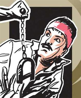 Electricity worker beaten up in Majalgaon; Arrest one | माजलगावात वीज कर्मचाऱ्यास मारहाण; एकास अटक Electricity worker beaten up in Majalgaon; Arrest one | माजलगावात वीज कर्मचाऱ्यास मारहाण; एकास अटक