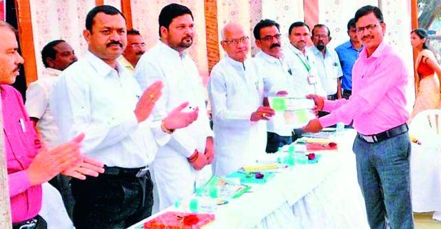 Increase agricultural income by avoiding unnecessary expenses | अनावश्यक खर्च टाळून शेती उत्पन्न वाढवा Increase agricultural income by avoiding unnecessary expenses | अनावश्यक खर्च टाळून शेती उत्पन्न वाढवा