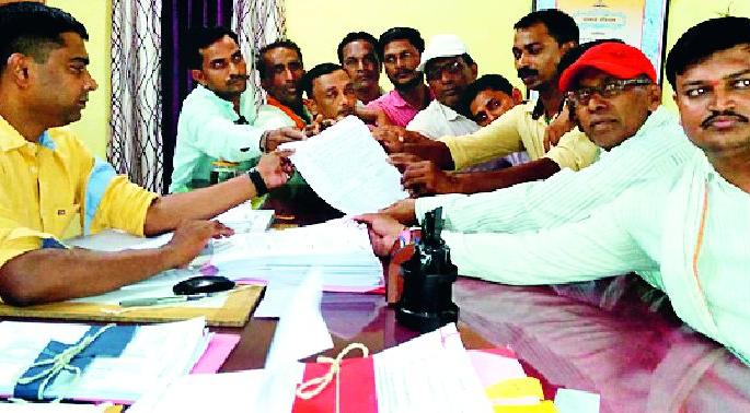 The demand for interest-free loan for agriculture | शेतीसाठी बिनव्याजी कर्ज देण्याची मागणी The demand for interest-free loan for agriculture | शेतीसाठी बिनव्याजी कर्ज देण्याची मागणी