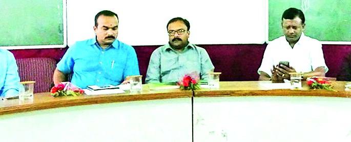 Use of Mahamitra for the use of positive social media | सकारात्मक सोशल मीडियाच्या वापरासाठी महामित्रचा प्रयोग Use of Mahamitra for the use of positive social media | सकारात्मक सोशल मीडियाच्या वापरासाठी महामित्रचा प्रयोग