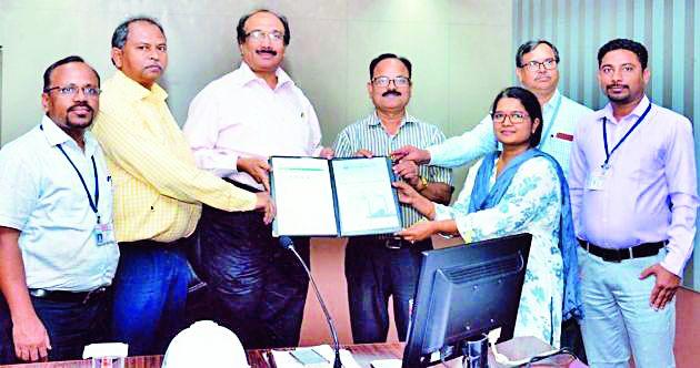 'Four Star Ratings' to Maha Thermal Center | महा औष्णिक केंद्राला ‘फोर स्टॉर रेटिंग’ 'Four Star Ratings' to Maha Thermal Center | महा औष्णिक केंद्राला ‘फोर स्टॉर रेटिंग’