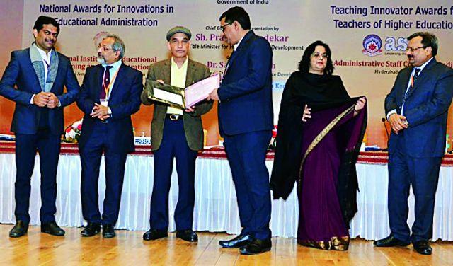 Sanjay Dorlikar honors national honor | संजय डोर्लीकर राष्ट्रीय सन्मानाचे मानकरी