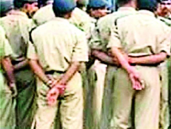 Waiting for increased homework for the Home Guard in the district | जिल्ह्यातील होमगार्ड वाढीव मानधनाच्या प्रतीक्षेत Waiting for increased homework for the Home Guard in the district | जिल्ह्यातील होमगार्ड वाढीव मानधनाच्या प्रतीक्षेत