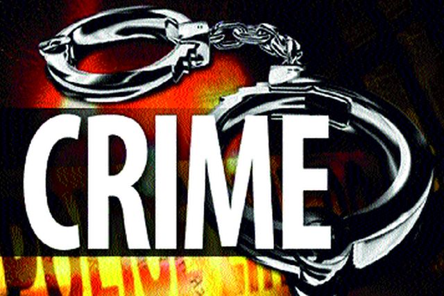 Milindnagar was badly beaten by two groups | मिलिंदनगरला भांडणाची कुरापत काढून दोन गटांत जबर मारहाण