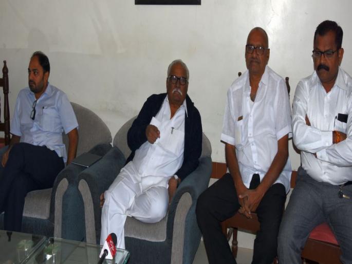 Please inquire into the case of a polling machine | मतदान यंत्र फेरफार प्रकरणी चौकशी करा Please inquire into the case of a polling machine | मतदान यंत्र फेरफार प्रकरणी चौकशी करा