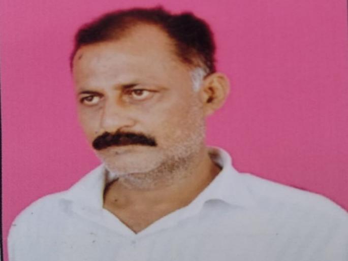 Farmer's suicide by taking poisonous medicine in Dhule district | धुळे जिल्ह्यात विषारी औषध प्राशन करून शेतक-याची आत्महत्या Farmer's suicide by taking poisonous medicine in Dhule district | धुळे जिल्ह्यात विषारी औषध प्राशन करून शेतक-याची आत्महत्या