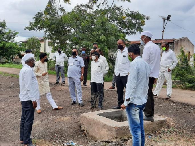 Inspection of works in Kotamgaon by Sanitation Committee | कोटमगावमधील कामांची स्वच्छता समितीकडून पाहणी Inspection of works in Kotamgaon by Sanitation Committee | कोटमगावमधील कामांची स्वच्छता समितीकडून पाहणी