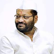 The ghost of land acquisition corruption is on BJP's wrist | भूसंपादनाच्या भ्रष्टाचाराचे भूत भाजपच्या मानगुटीवर The ghost of land acquisition corruption is on BJP's wrist | भूसंपादनाच्या भ्रष्टाचाराचे भूत भाजपच्या मानगुटीवर