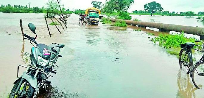 Rain rest, however, is closed to many routes | पावसाची विश्रांती, मात्र अनेक मार्ग बंदच