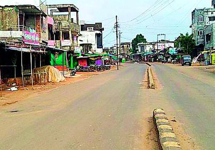 On the same day, 65 people defeated Corona | एकाच दिवशी ६५ जणांची कोरोनावर मात On the same day, 65 people defeated Corona | एकाच दिवशी ६५ जणांची कोरोनावर मात