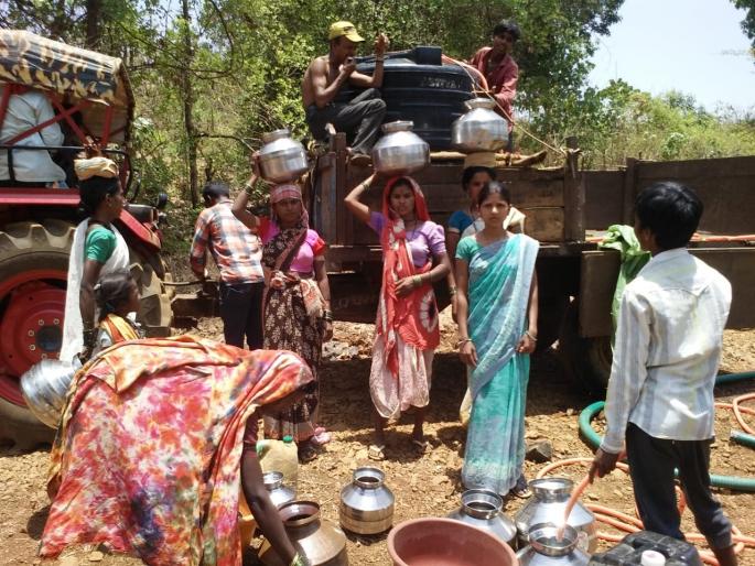 Water Tankers for the first time in Khairewadi | खैरेवाडीला प्रथमच मिळाला पाण्याचा टँकर