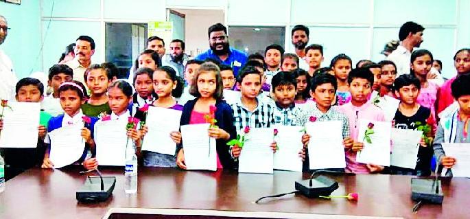 57 students selected for the newborn | ५७ विद्यार्थ्यांची नवोदयसाठी निवड