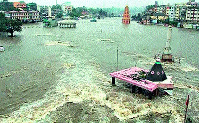 Water supply schemes also hit | पाणीपुरवठा योजनांनाही फटका Water supply schemes also hit | पाणीपुरवठा योजनांनाही फटका