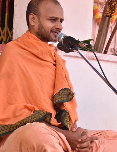 Namaskarana saves human life - Swami Satyarthiartha Swami | नामस्मरणाने मानवी जीवनाचा उद्धार होतो- सत्यात्मतीर्थ स्वामी Namaskarana saves human life - Swami Satyarthiartha Swami | नामस्मरणाने मानवी जीवनाचा उद्धार होतो- सत्यात्मतीर्थ स्वामी