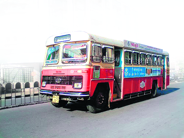 The hike in KTT from tomorrow | ‘केएमटी’ची भाडेवाढ उद्यापासून The hike in KTT from tomorrow | ‘केएमटी’ची भाडेवाढ उद्यापासून