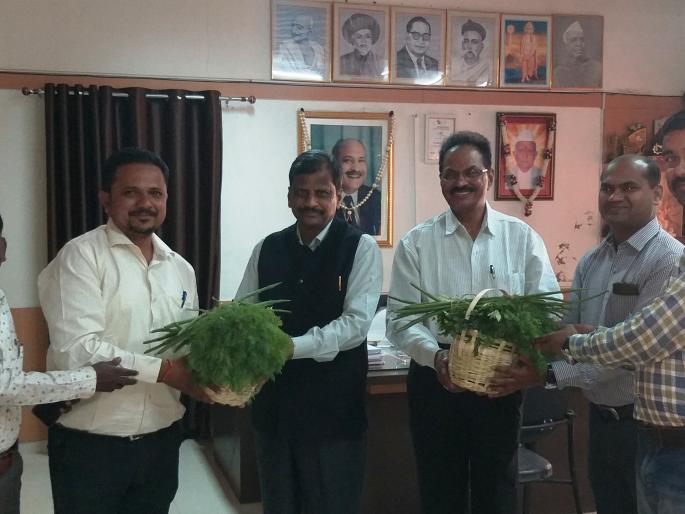 nashik,kupururu,vayondanan,gift,agriculture,college | मविप्र कृषी महाविद्यालयास कुरूगुरू वायूनंदन यांची भेट nashik,kupururu,vayondanan,gift,agriculture,college | मविप्र कृषी महाविद्यालयास कुरूगुरू वायूनंदन यांची भेट