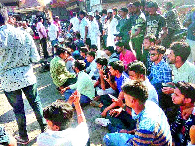 Student killed in Malegaon bus collision | मालेगावी बसच्या धडकेत विद्यार्थी ठार Student killed in Malegaon bus collision | मालेगावी बसच्या धडकेत विद्यार्थी ठार