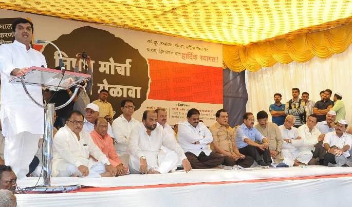 Dhananjay Mahadik's remarks on 'Satyaj Patil' in Kolhapur | ‘गोकुळ’ची बदनामी सहन केली जाणार नाही, कोल्हापुरात धनंजय महाडिक यांची सतेज पाटील यांच्यावर जोरदार टीका Dhananjay Mahadik's remarks on 'Satyaj Patil' in Kolhapur | ‘गोकुळ’ची बदनामी सहन केली जाणार नाही, कोल्हापुरात धनंजय महाडिक यांची सतेज पाटील यांच्यावर जोरदार टीका