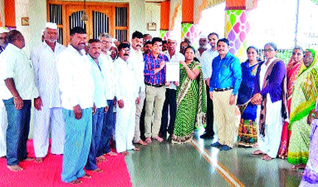 Vanjarwadi has now become the digital village of Posta | वंजारवाडी झाले आता पोस्टाचे डिजिटल ग्राम Vanjarwadi has now become the digital village of Posta | वंजारवाडी झाले आता पोस्टाचे डिजिटल ग्राम