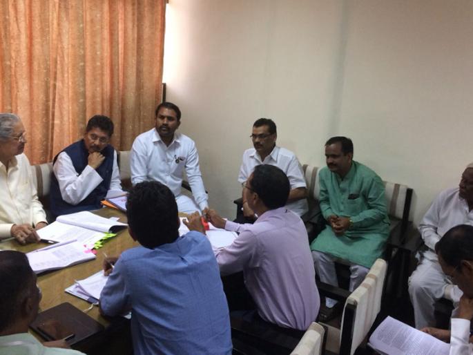 Parbhani: Decision in 15 days regarding MIDC | परभणी : एमआयडीसी संदर्भात १५ दिवसांत निर्णय Parbhani: Decision in 15 days regarding MIDC | परभणी : एमआयडीसी संदर्भात १५ दिवसांत निर्णय