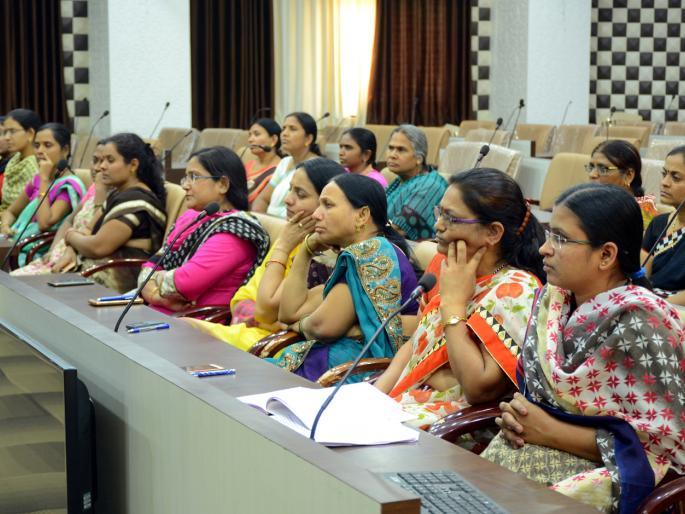 Parbhani: The percentage of women in politics increased | परभणी :राजकारणात महिलांचा टक्का वाढला Parbhani: The percentage of women in politics increased | परभणी :राजकारणात महिलांचा टक्का वाढला