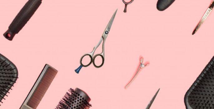 Lockdown found salon business cached | लॉकडाउनमुळे सलून व्यवसाय सापडला कैचीत