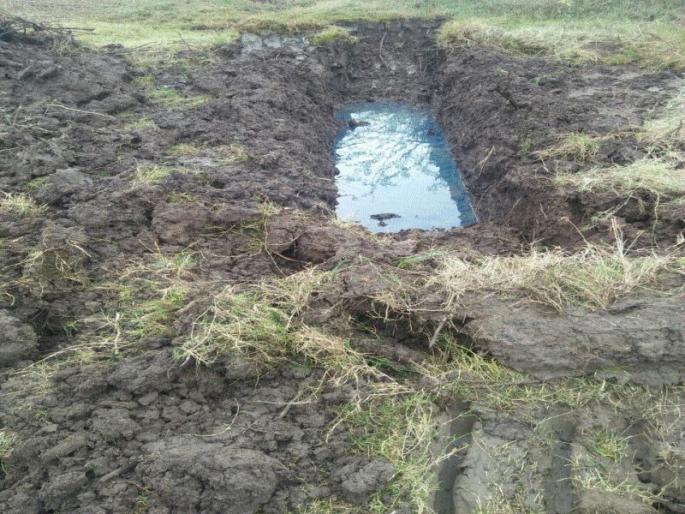 Mumbai-Manmad diesel pipeline fungi | मुंबई-मनमाड डिझेल पाईपलाईन फुटली Mumbai-Manmad diesel pipeline fungi | मुंबई-मनमाड डिझेल पाईपलाईन फुटली