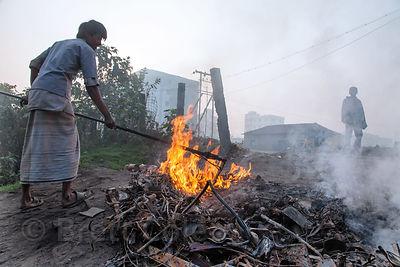 nashik,health,risk,due,wadalgaon,scrap,godown | वडाळागाव भंगार गुदामामुळे आरोग्यास धोका घातक  