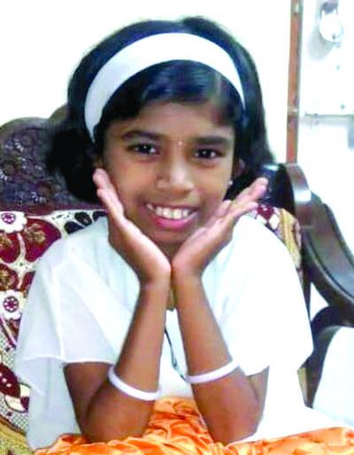 Two school girls died, two had different illnesses | दोन शाळकरी मुलींचा मृत्यू, दोघांचे वेगवेगळे आजार Two school girls died, two had different illnesses | दोन शाळकरी मुलींचा मृत्यू, दोघांचे वेगवेगळे आजार