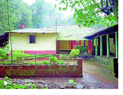 Major Kaustubh Rane's Veeragati laughed at Vaibhavavadi | मेजर कौस्तुभ राणे यांच्या वीरगतीने वैभववाडीवर शोककळा Major Kaustubh Rane's Veeragati laughed at Vaibhavavadi | मेजर कौस्तुभ राणे यांच्या वीरगतीने वैभववाडीवर शोककळा