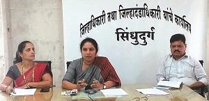 Record of sanitary napkin allotment to Limca Book of Record | सॅनिटरी नॅपकिन वाटपची लिम्का बुक ऑफ रेकॉर्डला नोंद Record of sanitary napkin allotment to Limca Book of Record | सॅनिटरी नॅपकिन वाटपची लिम्का बुक ऑफ रेकॉर्डला नोंद