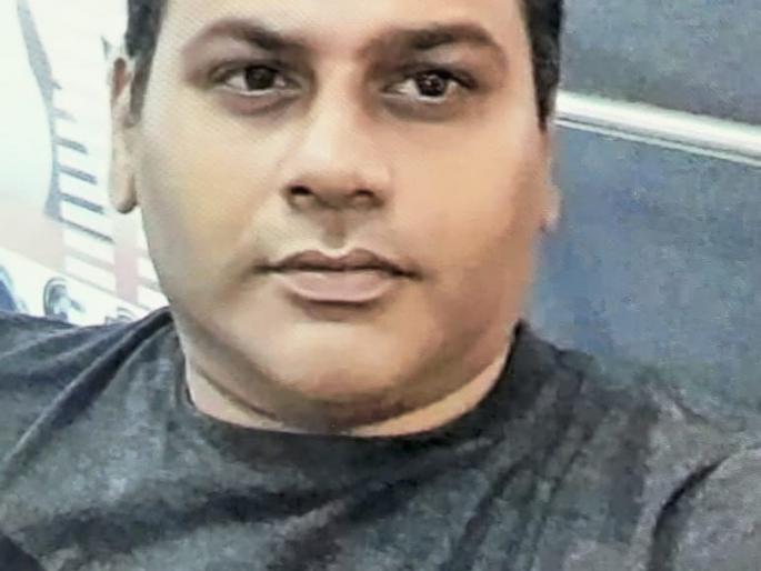 Shocking! A sales representative of a motorcar showroom committed suicide by jumping from the seventh floor | धक्कादायक! मोटारकार शोरूमच्या विक्री प्रतिनिधीची सातव्या मजल्यावरून उडी घेऊन आत्महत्या Shocking! A sales representative of a motorcar showroom committed suicide by jumping from the seventh floor | धक्कादायक! मोटारकार शोरूमच्या विक्री प्रतिनिधीची सातव्या मजल्यावरून उडी घेऊन आत्महत्या