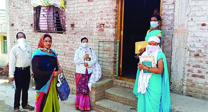 'Frontline Warriors' ignored in battle against Corona! | कोरोनाविरुद्धच्या लढाईतील ‘फ्रंटलाईन वारियर्स’ दुर्लक्षित! 'Frontline Warriors' ignored in battle against Corona! | कोरोनाविरुद्धच्या लढाईतील ‘फ्रंटलाईन वारियर्स’ दुर्लक्षित!