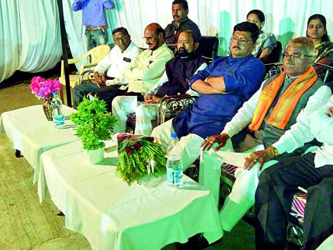 Development of farmers through the Samrudhiyi highway | समृद्धी महामार्गामुळे शेतकºयांचा विकास Development of farmers through the Samrudhiyi highway | समृद्धी महामार्गामुळे शेतकºयांचा विकास