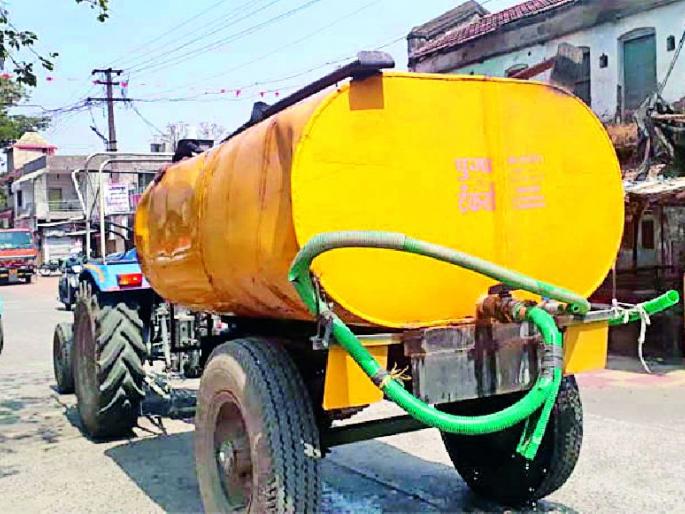 No rain water, tanker gets water supply! | आला पावसाळा, तरी टँकरने पाणीपुरवठा नाही! No rain water, tanker gets water supply! | आला पावसाळा, तरी टँकरने पाणीपुरवठा नाही!