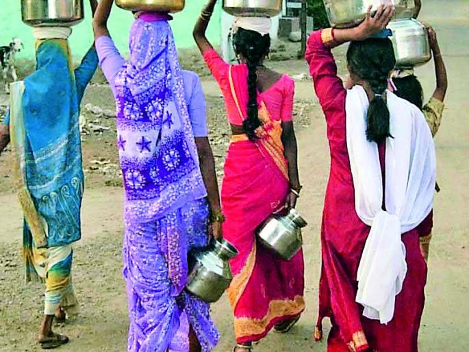 Threatened water shortage crisis on many villages in the valley | झरीतील अनेक गावांवर घोंगावतेयं पाणीटंचाईचे संकट Threatened water shortage crisis on many villages in the valley | झरीतील अनेक गावांवर घोंगावतेयं पाणीटंचाईचे संकट