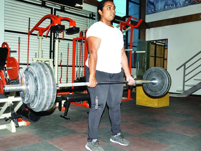 Masculinity of women; Three hundred scouts and two hundred diamond pushups | महिलांचा पुरुषार्थ; तीनशे स्काऊट अन् दोनशे डायमंड पुशप्सचा दम