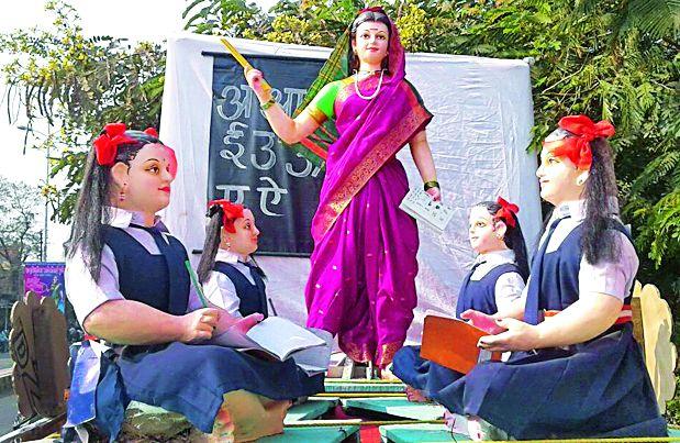 Get rid of the yoke of customs and traditions | रूढी आणि परंपरेच्या जोखडातून मुक्त व्हा Get rid of the yoke of customs and traditions | रूढी आणि परंपरेच्या जोखडातून मुक्त व्हा