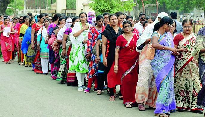 Cancel the pension of MPs, MLAs | खासदार, आमदारांचे पेन्शन रद्द करा Cancel the pension of MPs, MLAs | खासदार, आमदारांचे पेन्शन रद्द करा