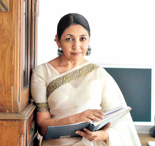Deepti Naval threatens e-mail, 4 lakh rupees demanded !! | दीप्ती नवल यांना धमकीचा ई-मेल, मागितली ४ लाखांची खंडणी!! Deepti Naval threatens e-mail, 4 lakh rupees demanded !! | दीप्ती नवल यांना धमकीचा ई-मेल, मागितली ४ लाखांची खंडणी!!