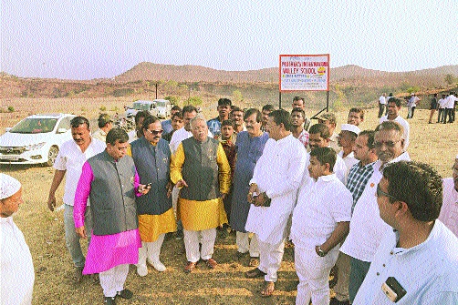 Aurangabad garbage Question: Opponents to Khadani | औरंगाबाद कचरा प्रश्न : खदानींनाही विरोध Aurangabad garbage Question: Opponents to Khadani | औरंगाबाद कचरा प्रश्न : खदानींनाही विरोध