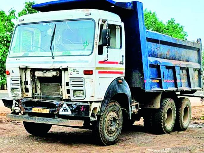 Ignoring action on contractors who evade millions in taxes | दारव्हात लाखोंचा कर चुकविणाऱ्या कंत्राटदारांवरील कारवाईकडे दुर्लक्ष Ignoring action on contractors who evade millions in taxes | दारव्हात लाखोंचा कर चुकविणाऱ्या कंत्राटदारांवरील कारवाईकडे दुर्लक्ष