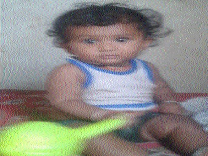 Dying of toilets, death of chimukali | शौचालयाच्या हौदात बुडून चिमुकलीचा मृत्यू