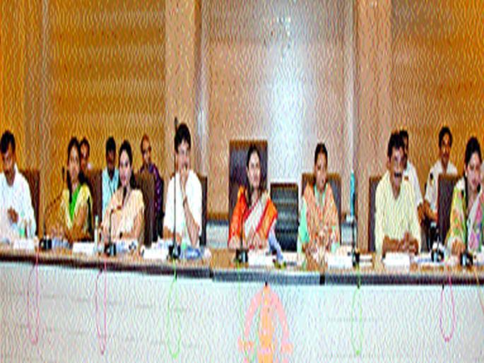  Nashik district declares drought; General meeting resolution | नाशिक जिल्हा दुष्काळी जाहीर करा; सर्वसाधारण सभेचा ठराव